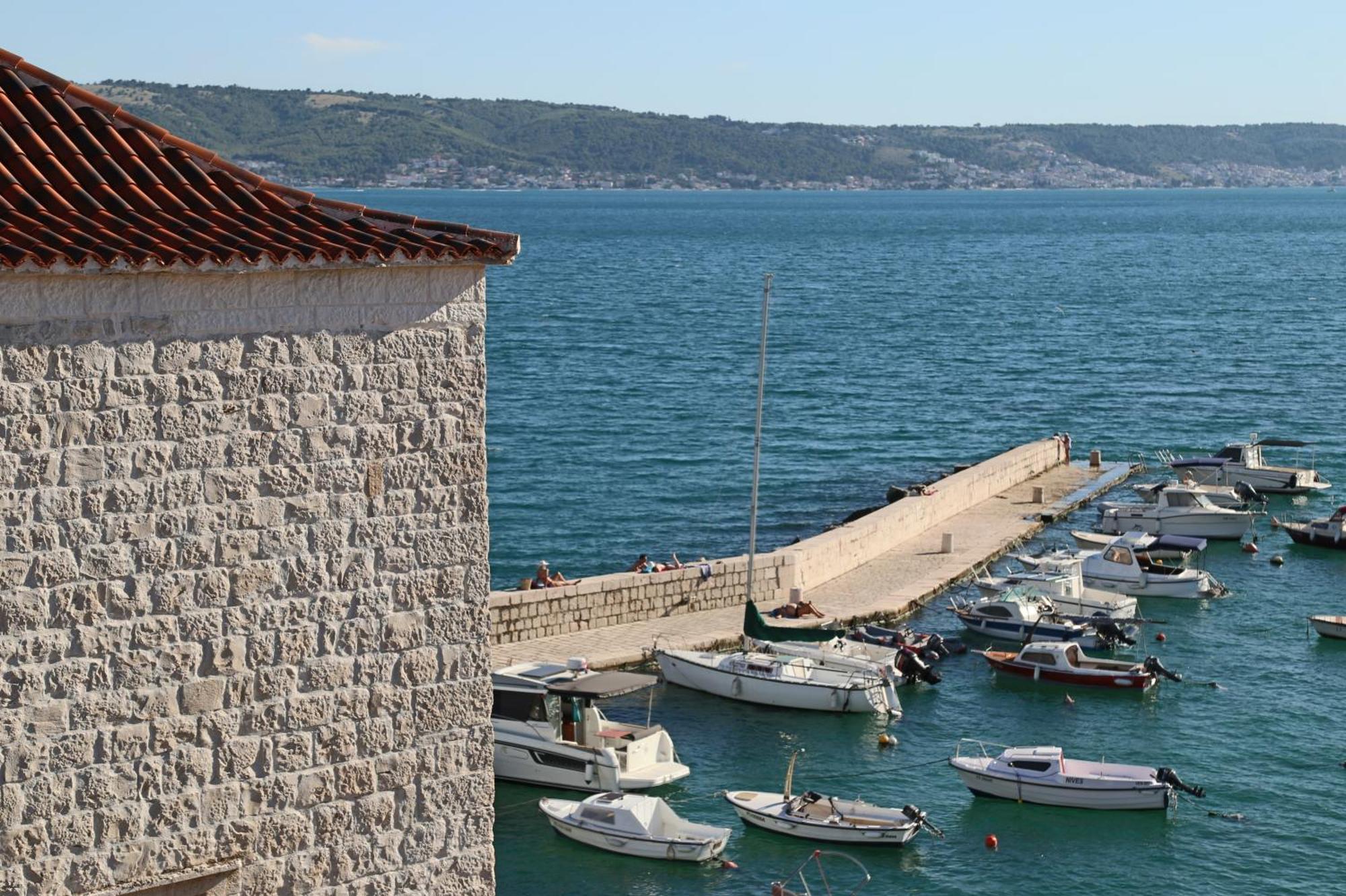 Kaštela XIV Century Rooms المظهر الخارجي الصورة