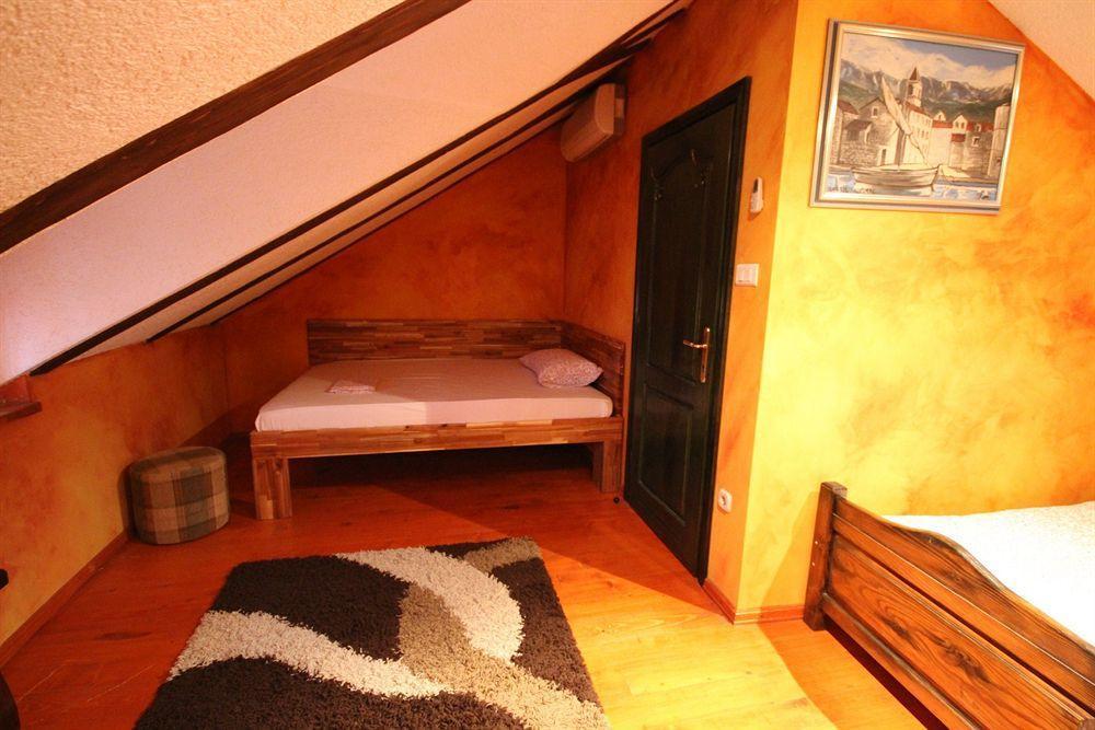 Kaštela XIV Century Rooms المظهر الخارجي الصورة